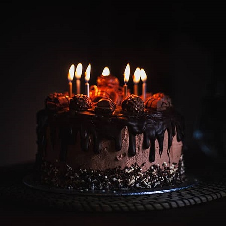 دانلود آهنگ شب تولدم تنها رفتم کیک گرفتم + ریمیکس