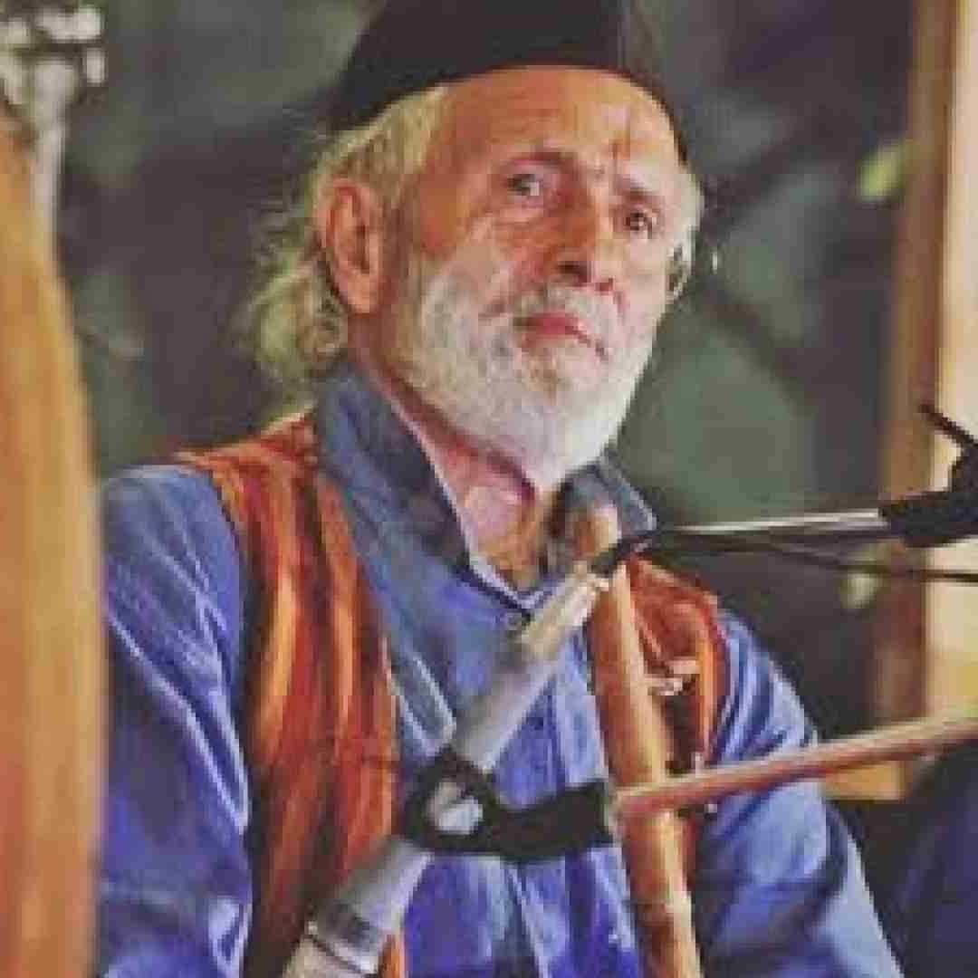 دانلود آهنگ آخ جانا بعد صد سال اگر بر سر قبرم گذری (کیفیت اصلی)