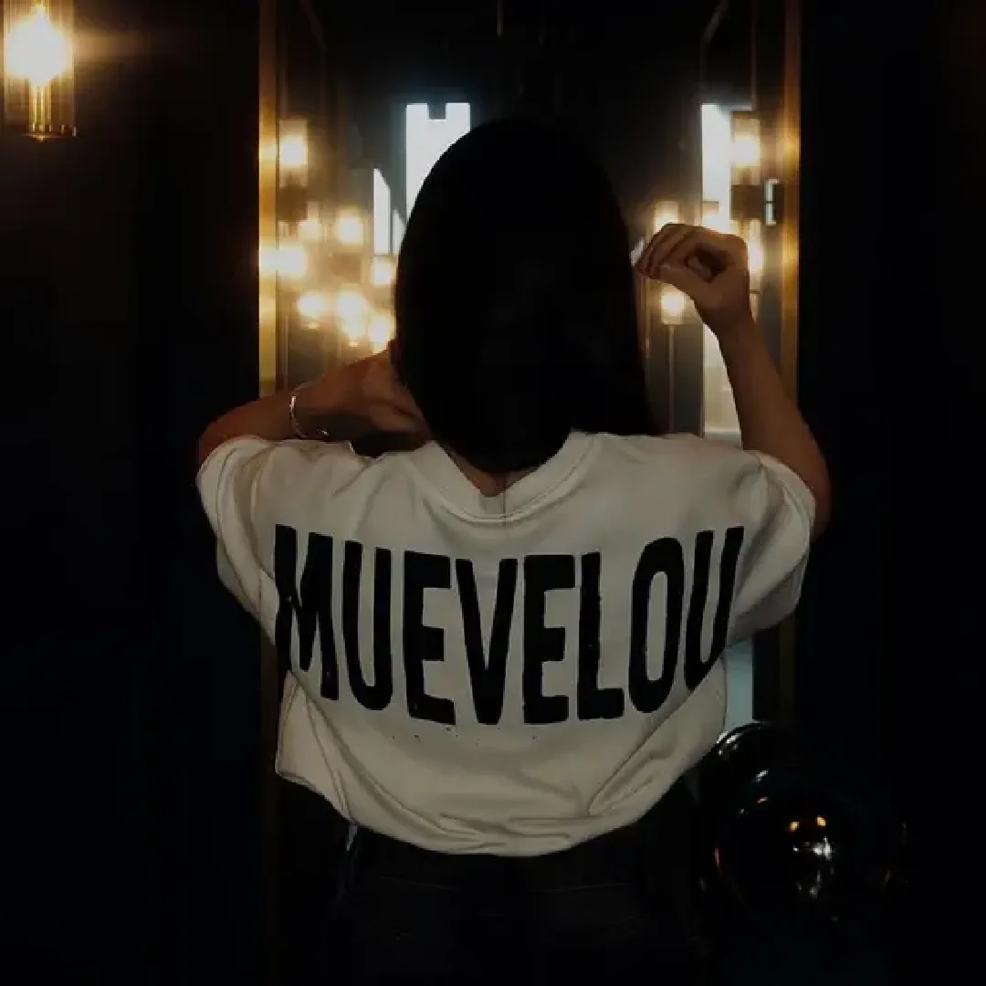 دانلود آهنگ MUEVELOU
